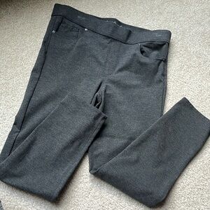 Gloria Vanderbilt, all-around slimming effect gray pants size 14